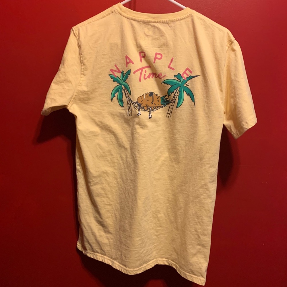 Men’s Medium Rowdy Gentleman Napple Time Tee